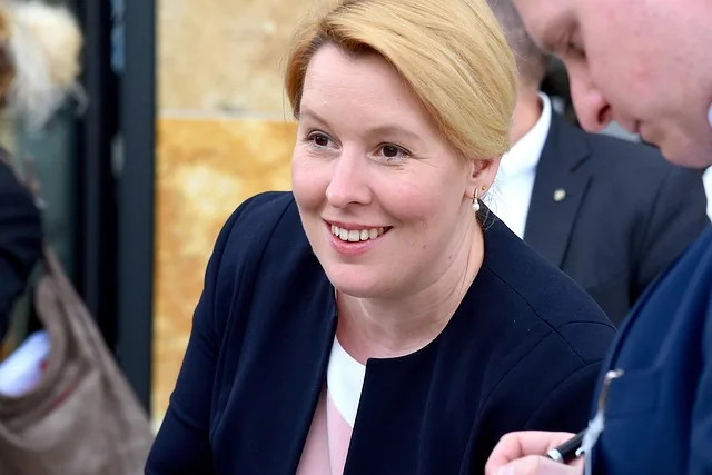 franziska, giffey, spd, politics, coalition, red, grand coalition, creative, politician, social democracy, a social democrat, federal minister of family affairs, minister, berlin, government, creativity, structure, democracy, family, smile, woman, federal government, giffey, giffey, giffey, giffey, giffey, coalition, politician, minister