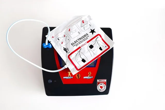 medicine, defibrillator, first aid, emergency, cardiac arrest, defibrillator, defibrillator, defibrillator, defibrillator, defibrillator, cardiac arrest, cardiac arrest, cardiac arrest