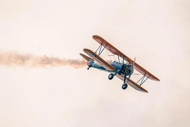 flugzeug, natur, flug, himmel, boeing stearman pt-13d, doppeldecker, fliegend, oldtimer-flugzeuge, geschichte
