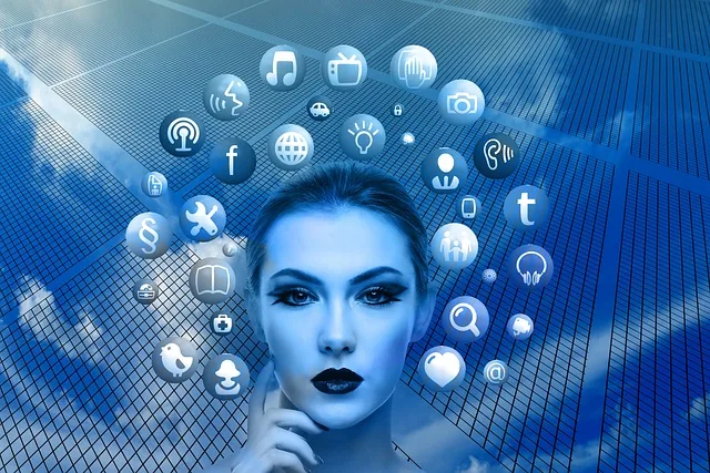 frau, gesicht, social media, gedanken, kopf, anwendungen, apps, social-media-anwendungen, symbole, kreis, baum, netzwerke, internet, sozial, natur, soziales netzwerk, facebook, google, vernetzung, multimedia, blau