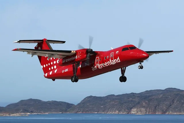grönland, aasiaat airport, dash 8, flugzeug, take off, grönland, grönland, grönland, grönland, grönland, dash 8, flugzeug, take off